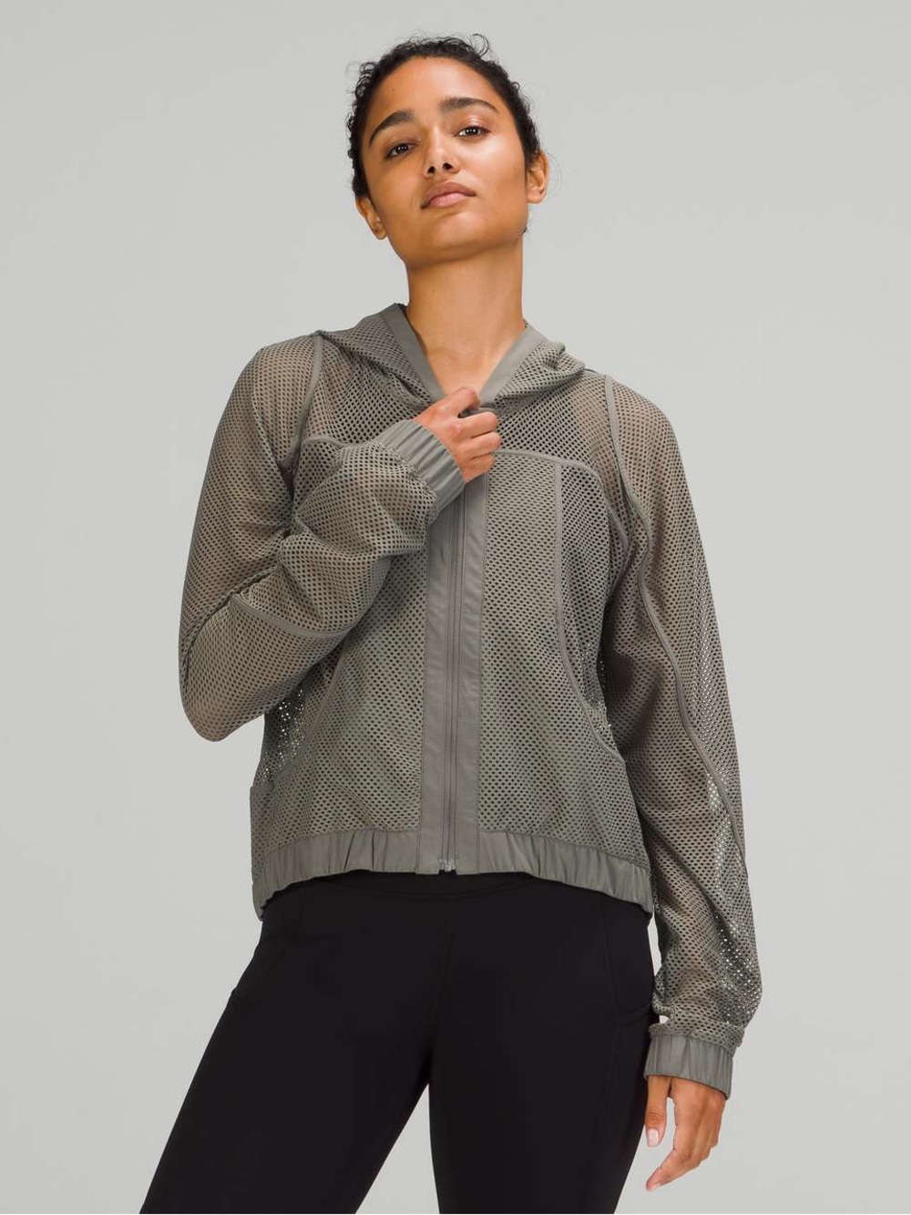 Lululemon Relaxed Fit Mesh Jacket in grey sage